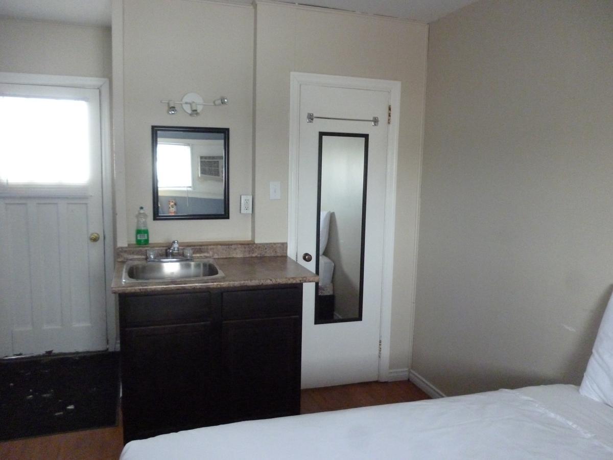Wheel Inn Motel New Liskeard 部屋 写真